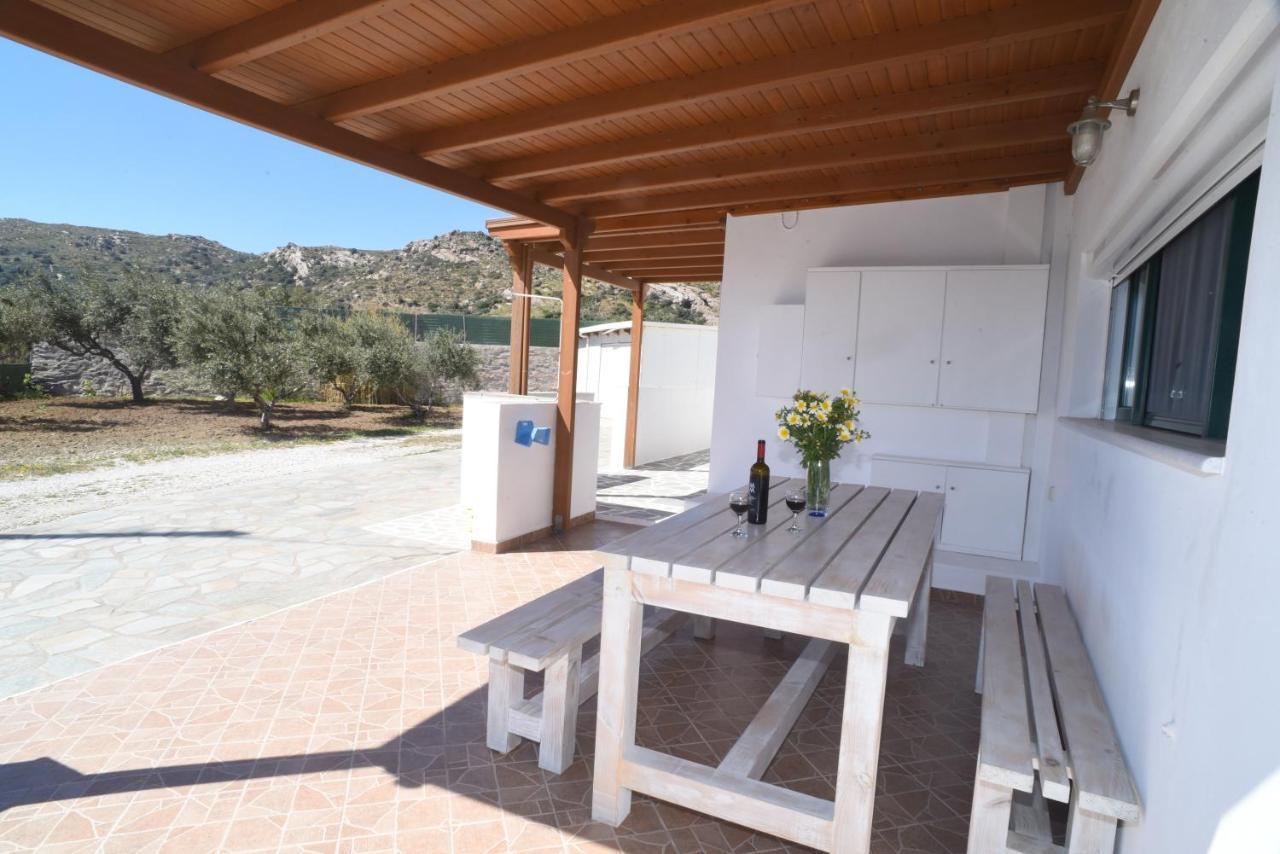 Bernie House 2 Daire Mélanes Dış mekan fotoğraf